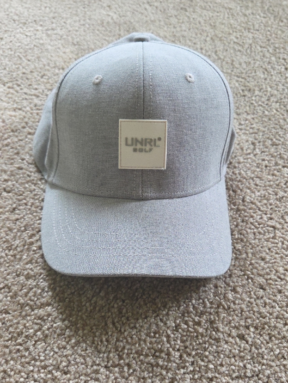 NWOT UNRL Golf Light Gray Golf Cap